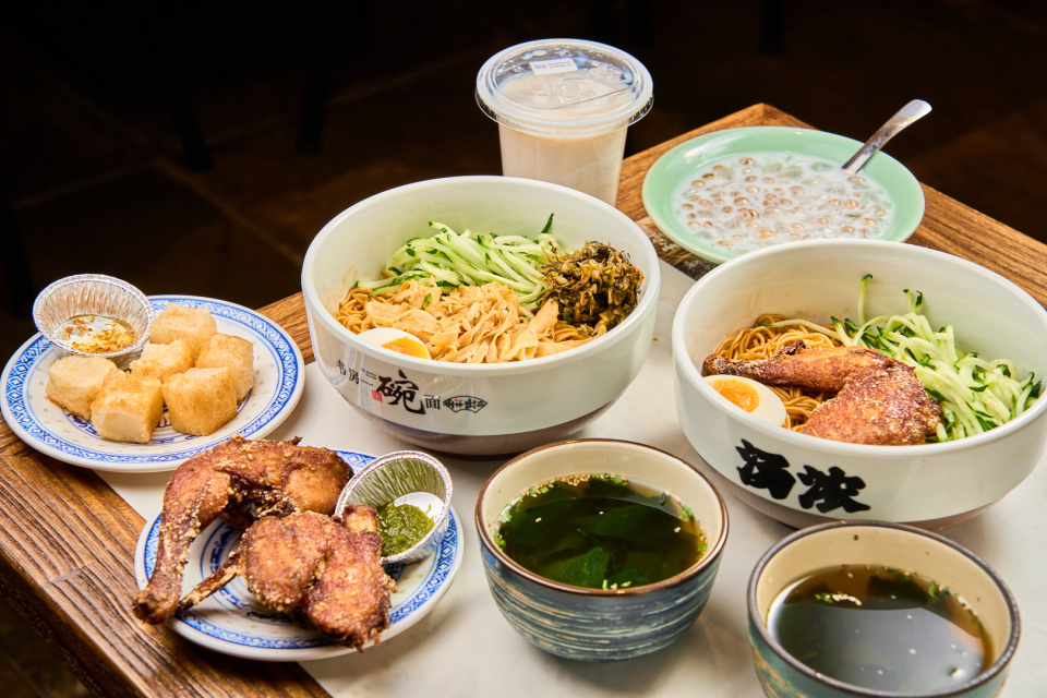 "裁员风波"后,和府捞面披露加盟细节,69.8万元起当面馆老板