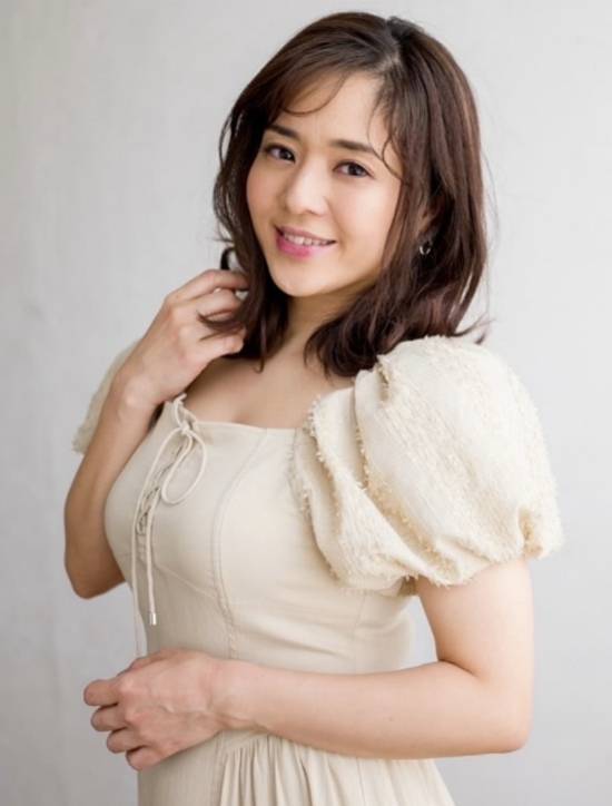 苍井空101岁奶奶去世 网友安慰：这是喜丧