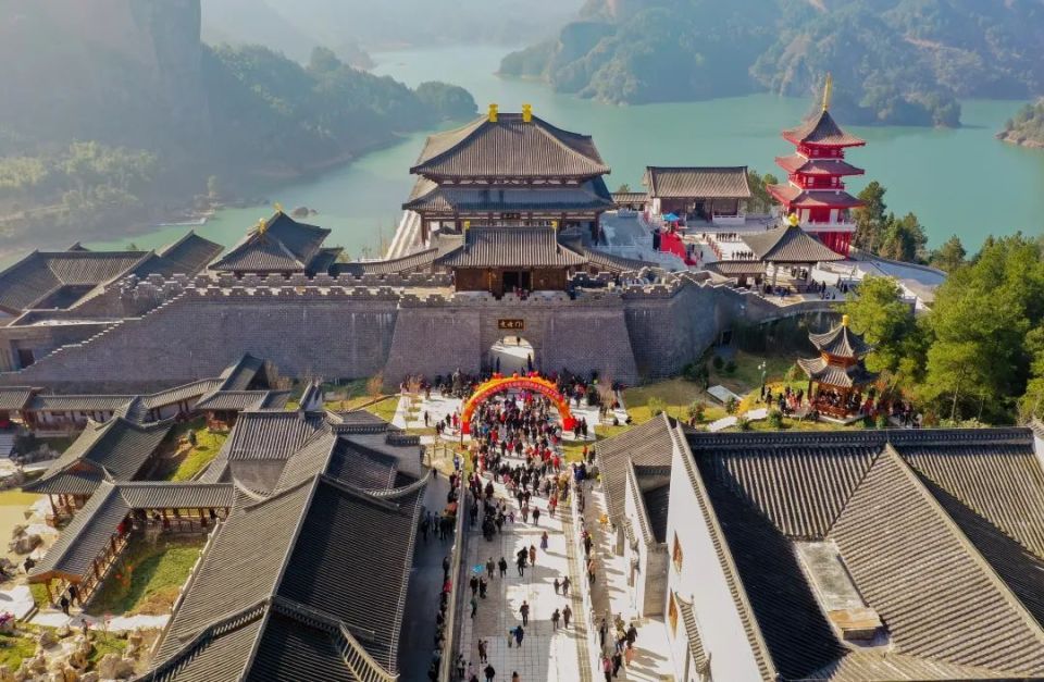 铜钹山景区优惠活动活动地点:万力时代影城主办单位:信州区文化广电