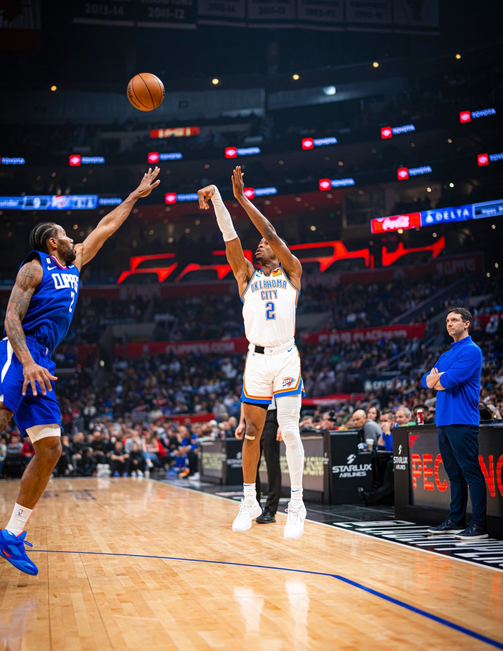 101100亚历山大31分乔治末节伤退雷霆客场1分险胜快船