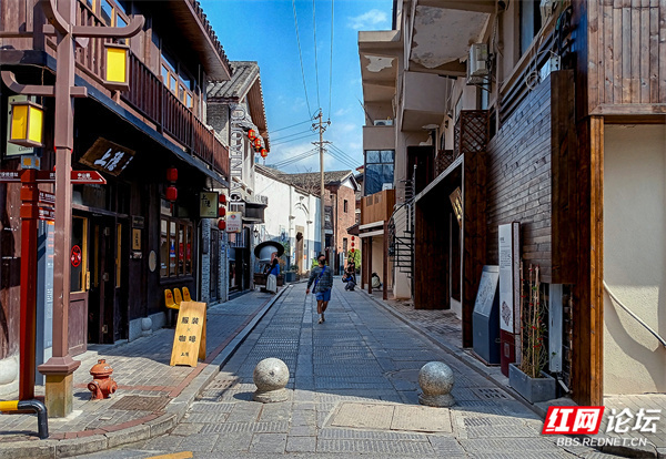 到老长沙韵味十足的古街走一走,体验最纯粹的长沙市井生活