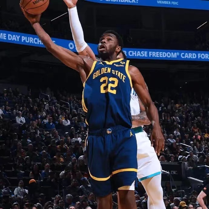 威金斯这个赛季已经结束科尔预计威金斯会归队但不清楚具体时间