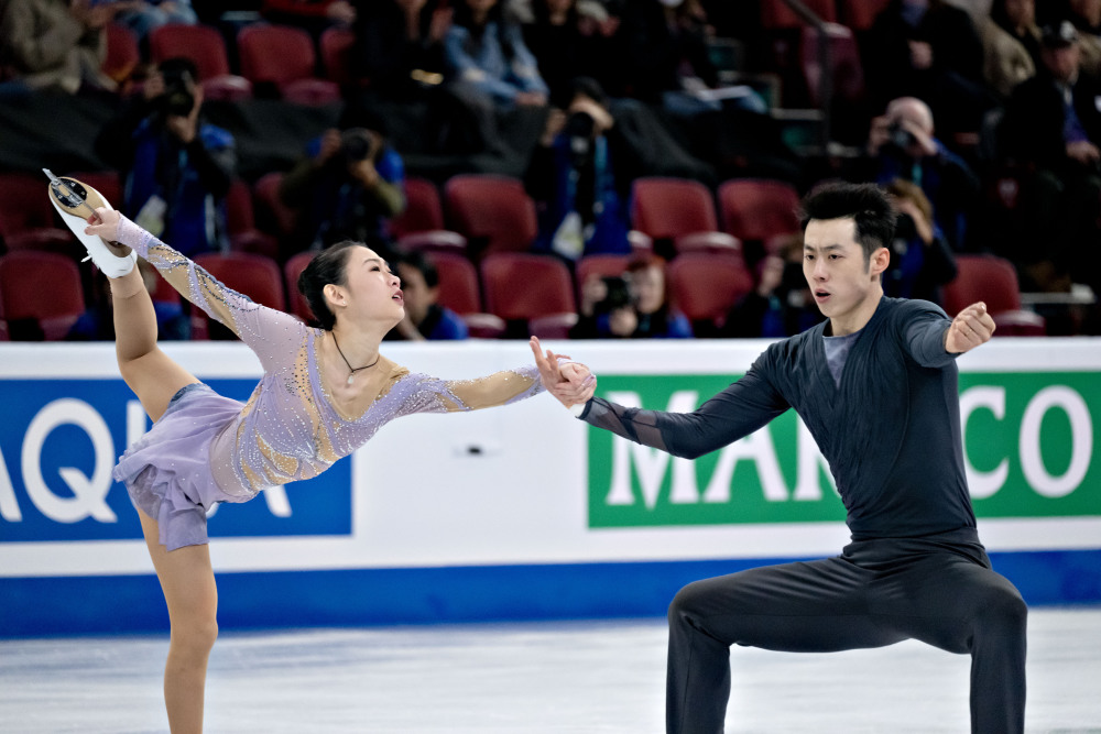 花样滑冰世锦赛彭程王磊参加双人滑短节目比赛