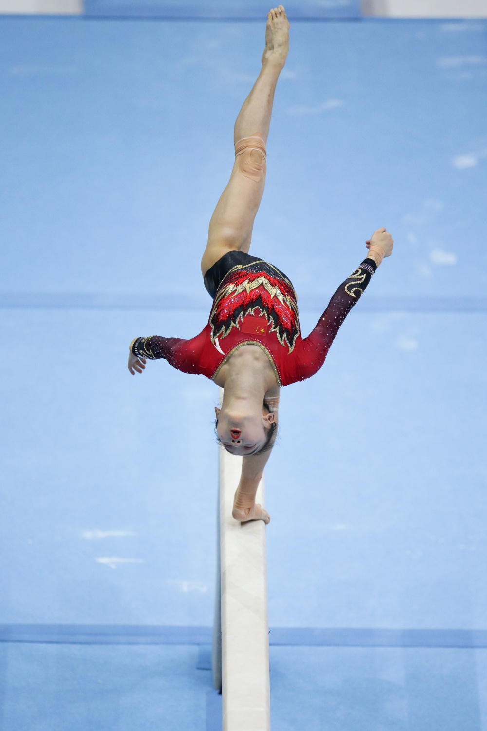 体操——2023年世锦赛:周雅琴,张清颖晋级平衡木决赛