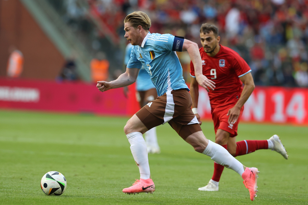 足球——友谊赛:比利时胜卢森堡