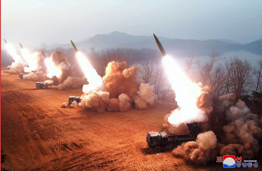 六弹齐发：朝鲜首次公开新型战术弹道导弹齐射训练照片想查一下家中的风水2023已更新(知乎/微博)