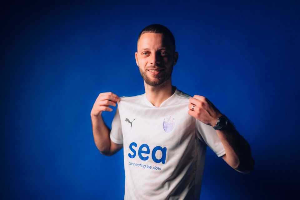 转会费150万欧元新加坡狮城水手签下荷兰前国脚拉姆塞拉尔