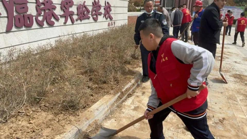 威海临港实验学校:加强劳动教育,提升学生核心素养