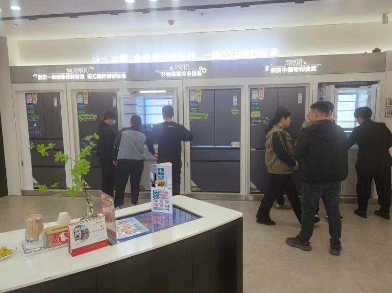 青岛家电卖场打响"以旧换新",最高补贴1000元,"去旧"更容易_腾讯新闻