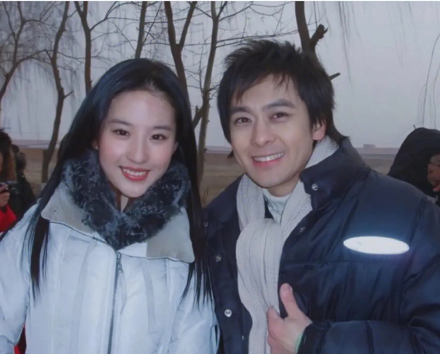 考古刘亦菲和林志颖同框照,神仙颜值组合让谁的青春dna动了?_腾讯新闻