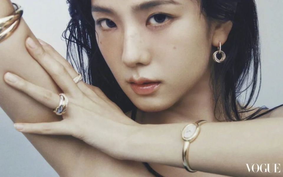 粉墨blackpink韩国顶流女团成员,登上《vogue》香港版封面