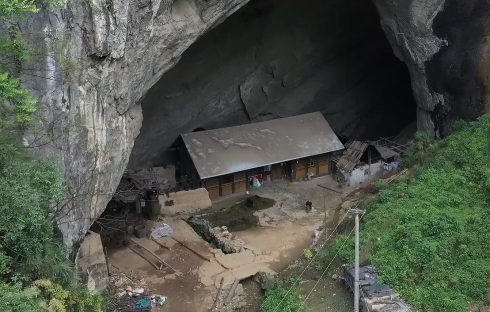 山洞场景真实图片