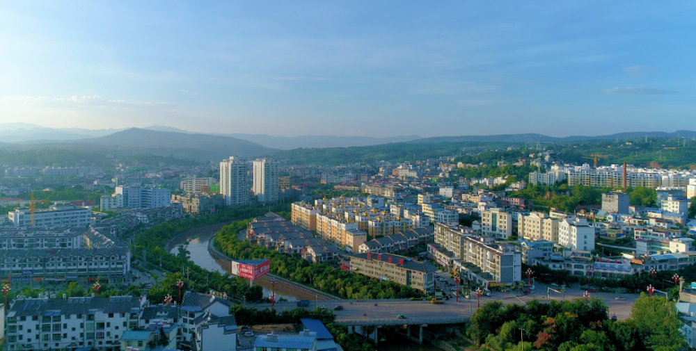 永仁县全力冲刺二季度确保"双过半"