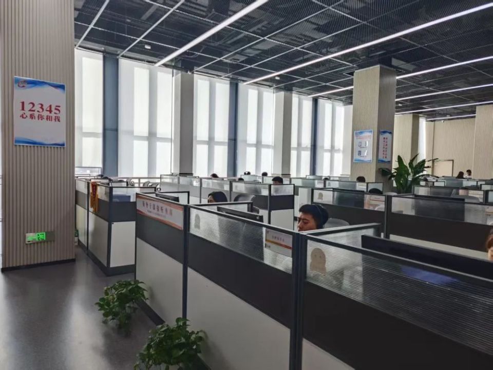 雄安之妙：听，营商热线架桥梁