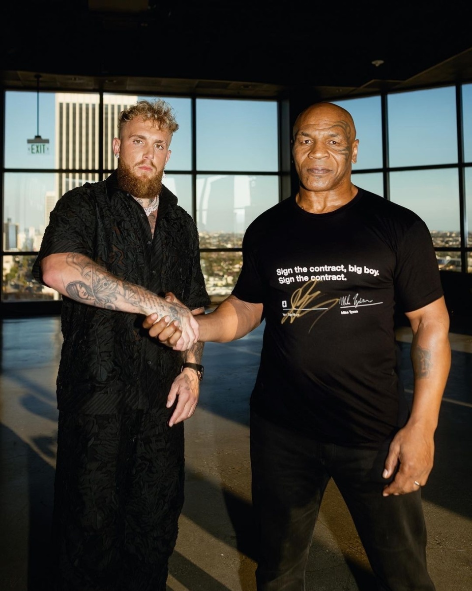 你行杰克保罗晒和泰森合影世上最伟大的拳手以及泰森