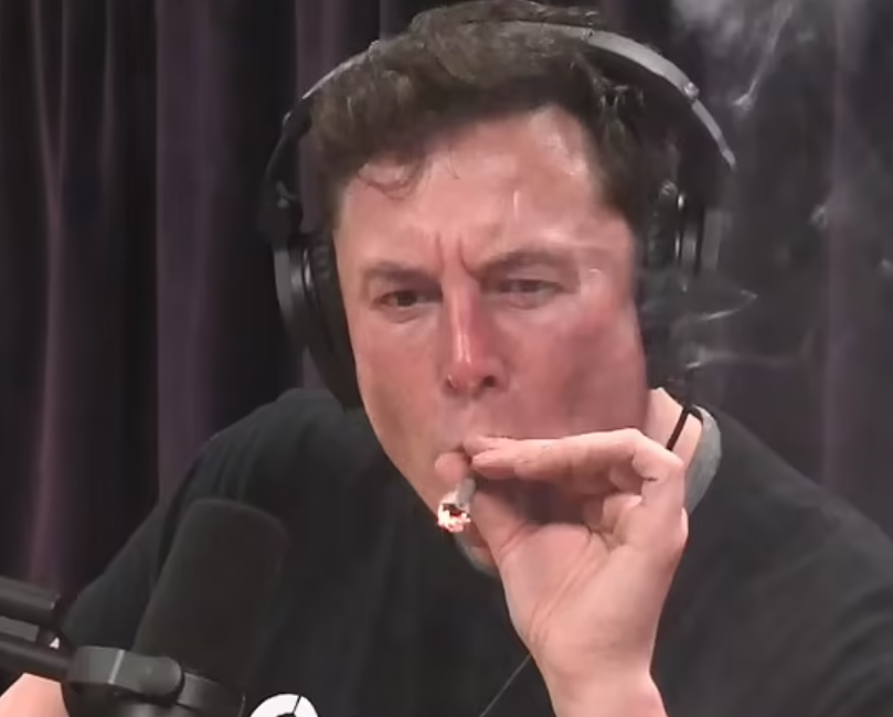 马斯克被曝长期服用非法药物,但其父曾公开回应,"完全是胡扯"_腾讯