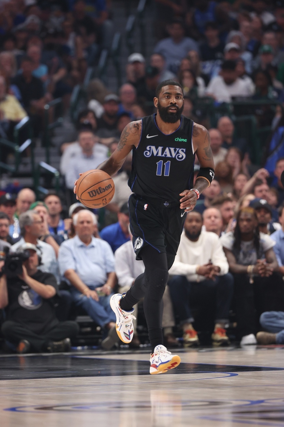 欧文:在波士顿的比赛肯定很艰难 我很期待