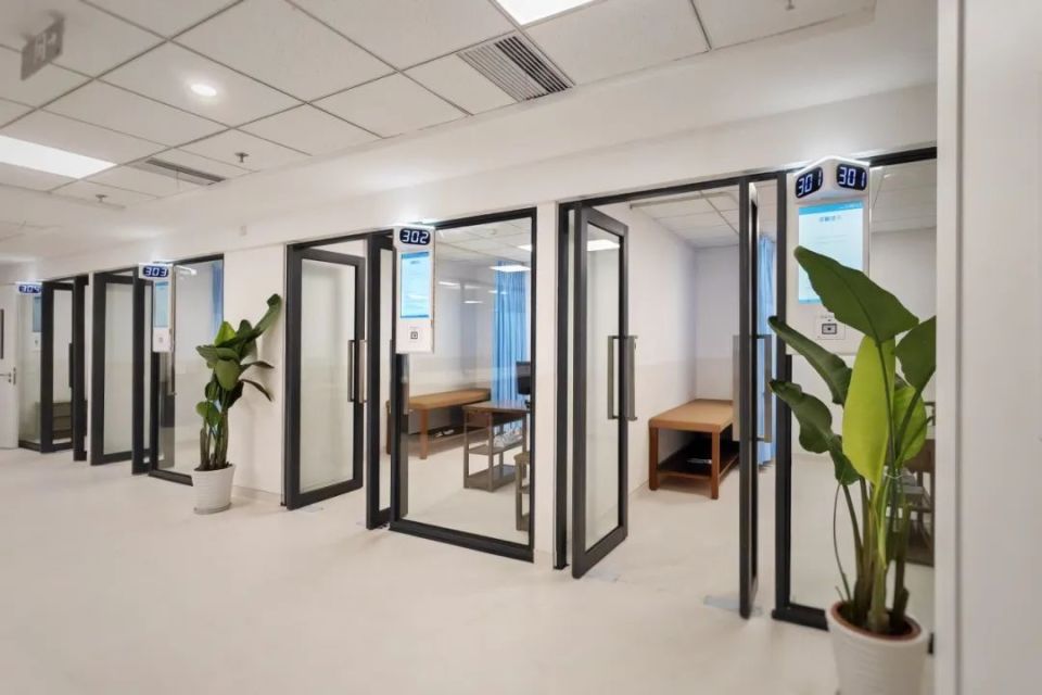 包含醫學科學院腫瘤醫院號販子代掛號，交給我們，你放心就醫指南的詞條