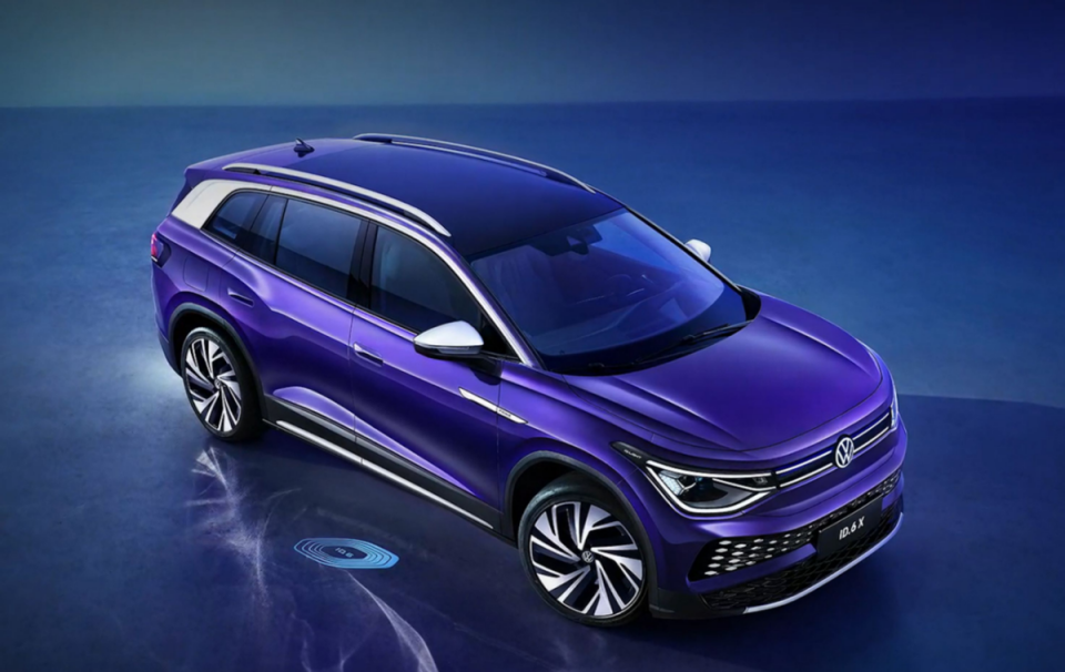 里程最高可达617km,如果单看参数,单电机版车型的性价比远不如别克e5