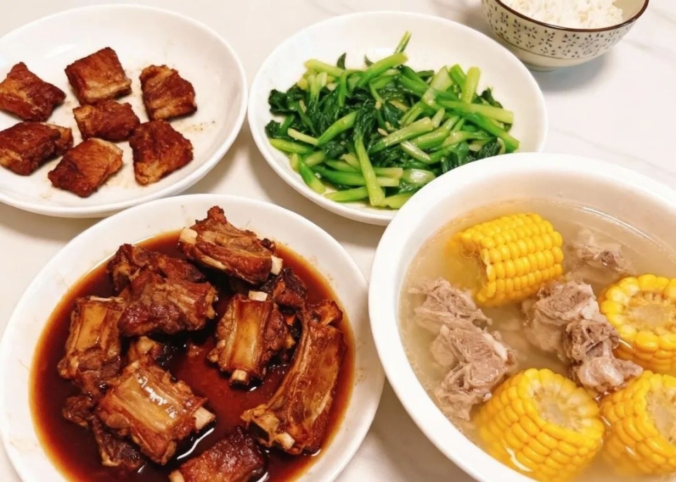 别再省了！这6种剩菜隔夜吃，小心食物中毒！_腾讯新闻