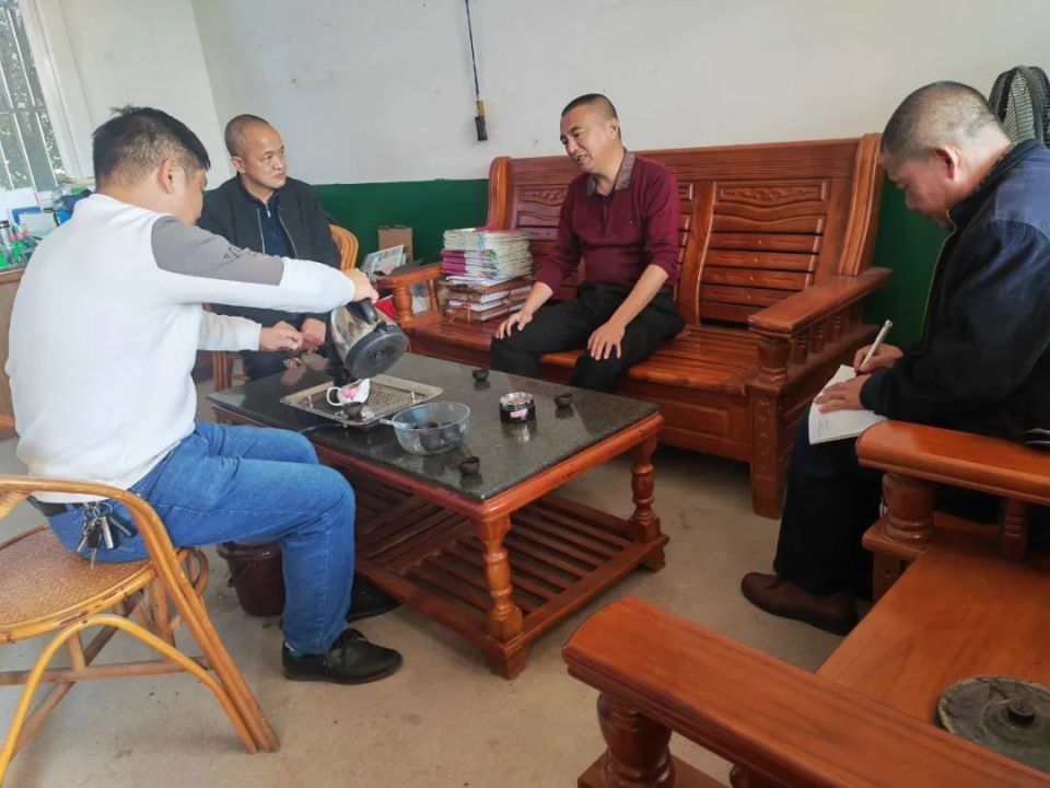 【大爱龙岩·福莲冠豸】连城县市场监管局:爱心捐赠助校发展  暖心