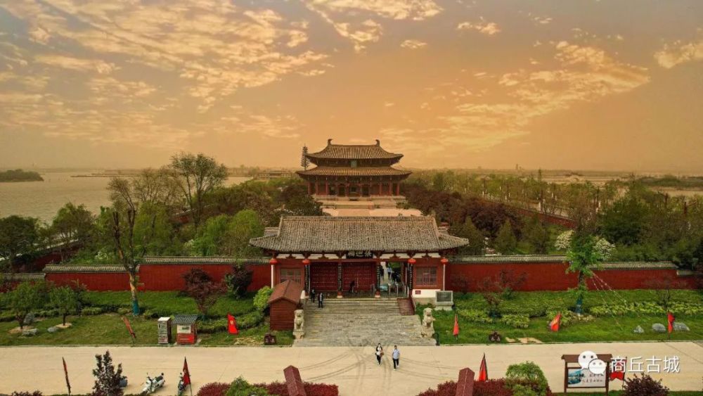 散文家,诗人,"明末四公子"之一,字朝宗,号雪苑,河南省商丘市睢阳区人