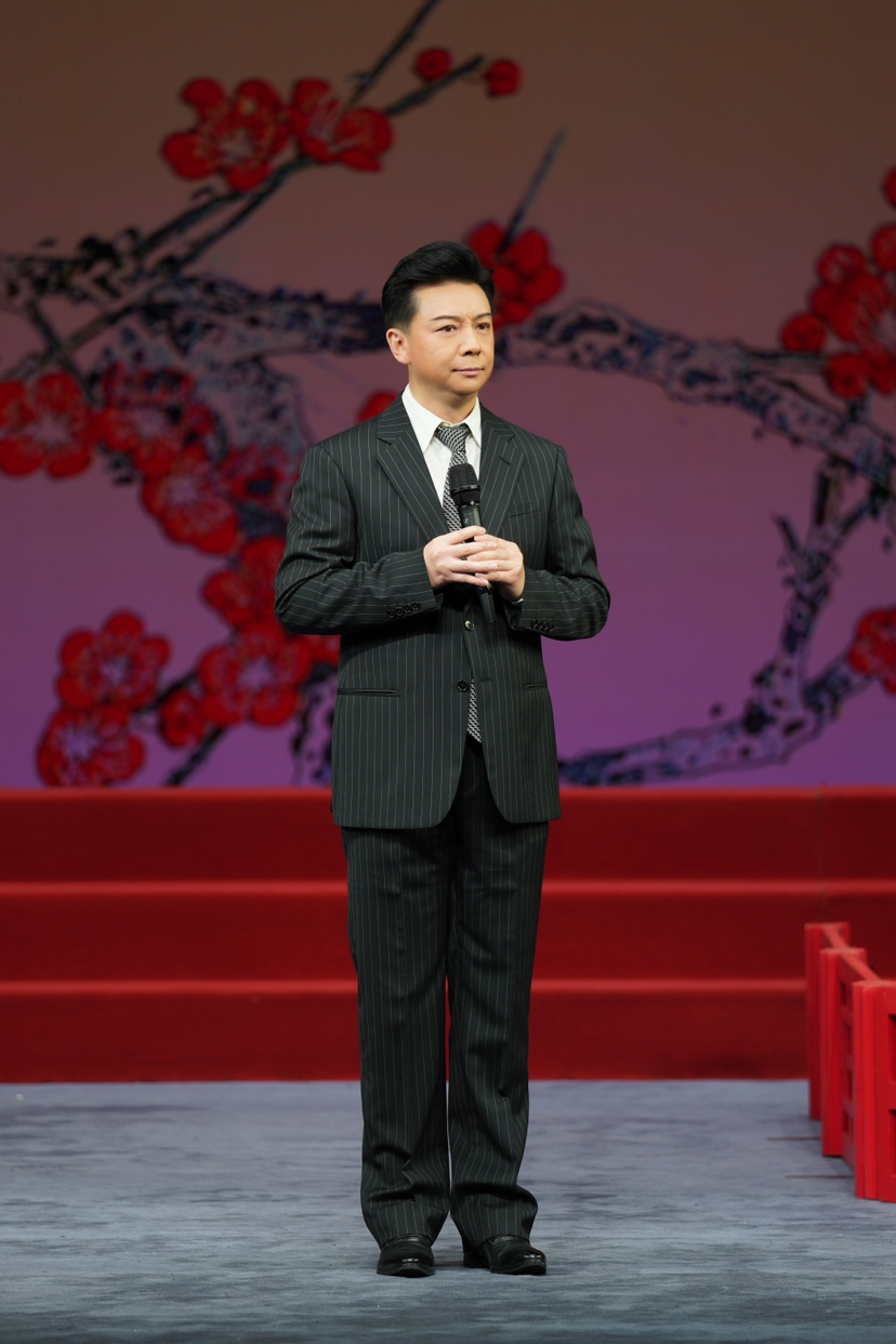 当晚的演出,可以说是京剧梅派艺术在当代的一次集中展示,演员们以一段
