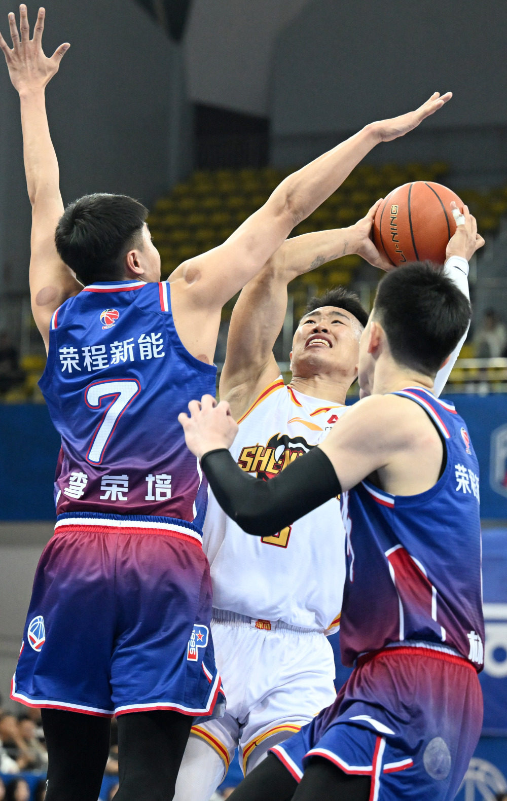 篮球cba常规赛深圳马可波罗胜天津先行者