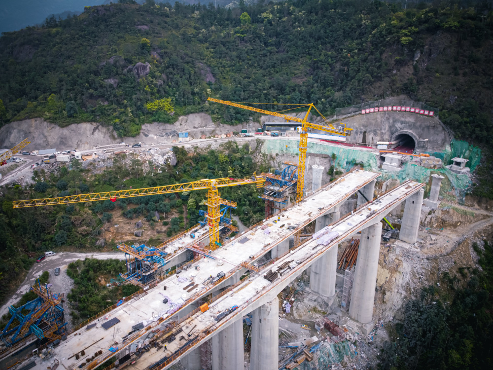 杭温铁路建设忙