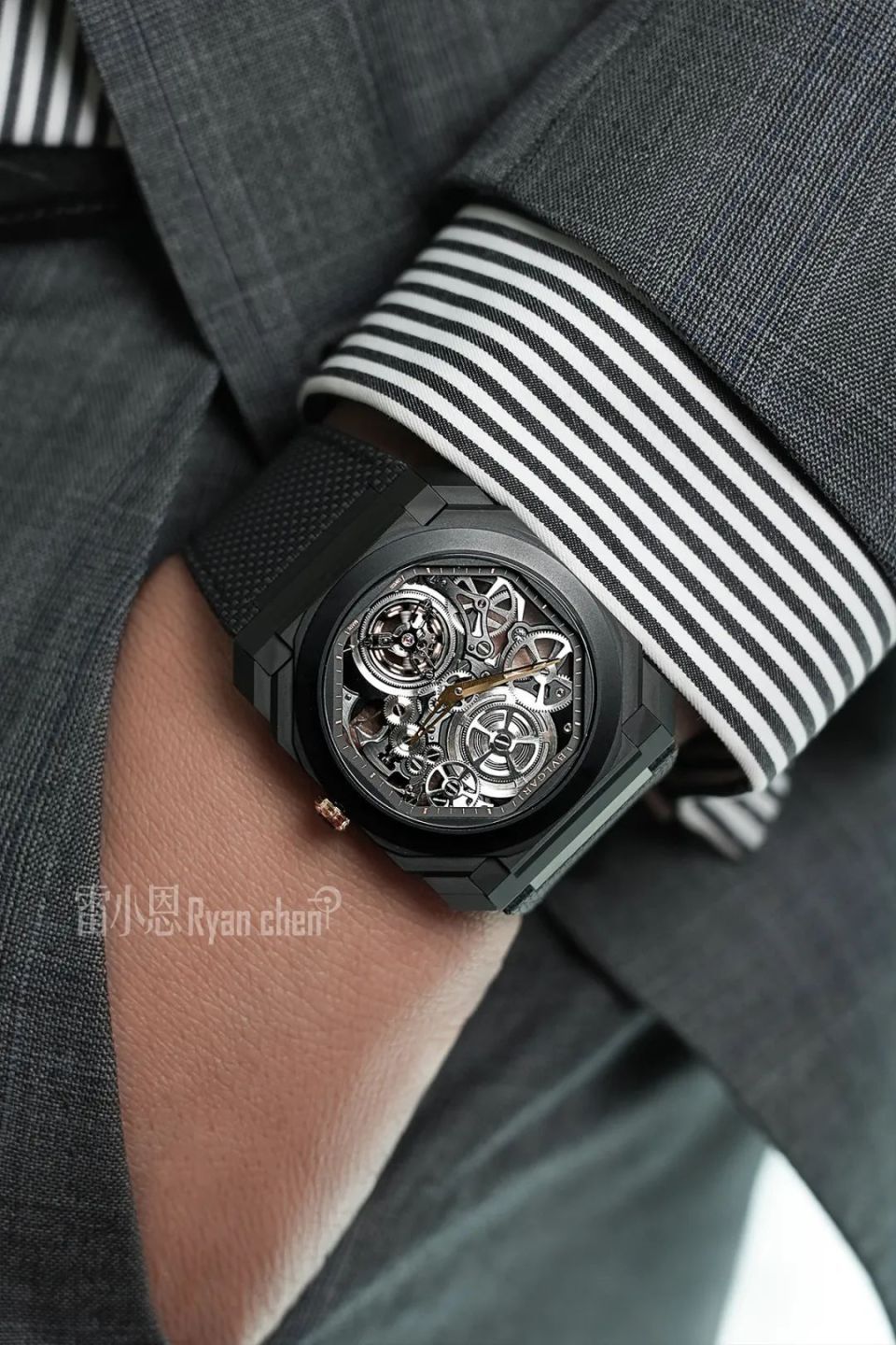 灵蛇四季与超薄王者,宝格丽多面下手,杀疯了!