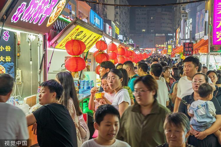 山东首个！青岛台东凭啥拿下“全国示范步行街”_腾讯新闻