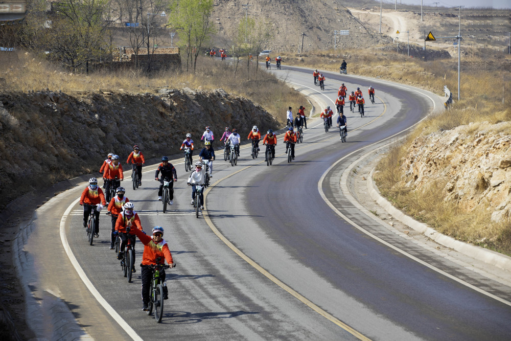 恋乡骑行保定走进曲阳县