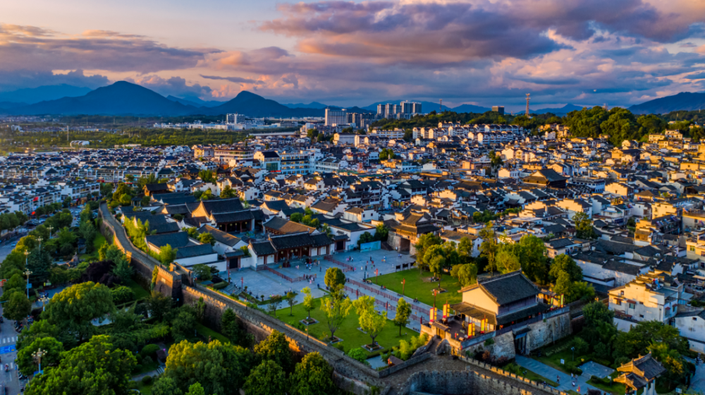 中国十大秀美之城61大家说汪凯山水人文秀外慧中美轮美奂活力无限