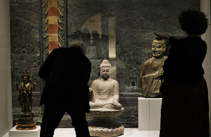 霍政欣：法国通过文物归还法案，但离“中国文物回家”还远……_腾讯新闻