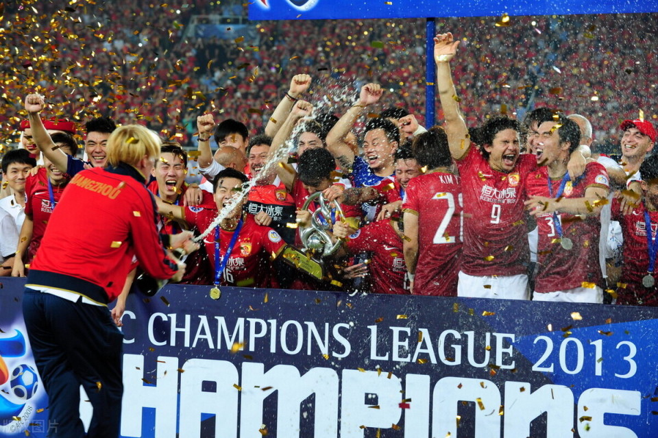 恒大亚冠10周年惨遭羞辱中国足球倒退广州恒大罪魁祸首