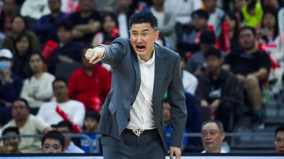 央视直播广东vs广厦,周琦凸现统治力,杜锋能否打破cba夺冠规律_腾讯新