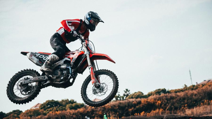 mxgp摩托车越野世锦赛九月开赛,这项国际顶级赛事将永久落户上海奉贤