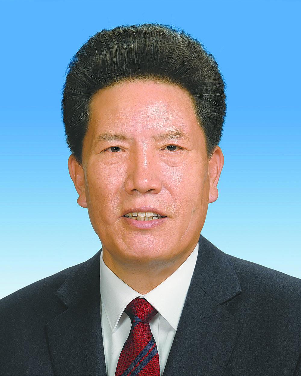 第十四届全国人民代表大会常务委员会副委员长秘书长简历