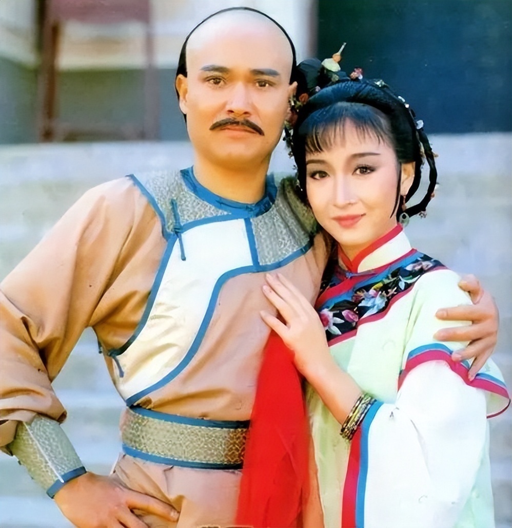 《南拳蔡李佛》剧照:黄杏秀的收官之作,同年与陈百祥举行了婚礼_腾讯