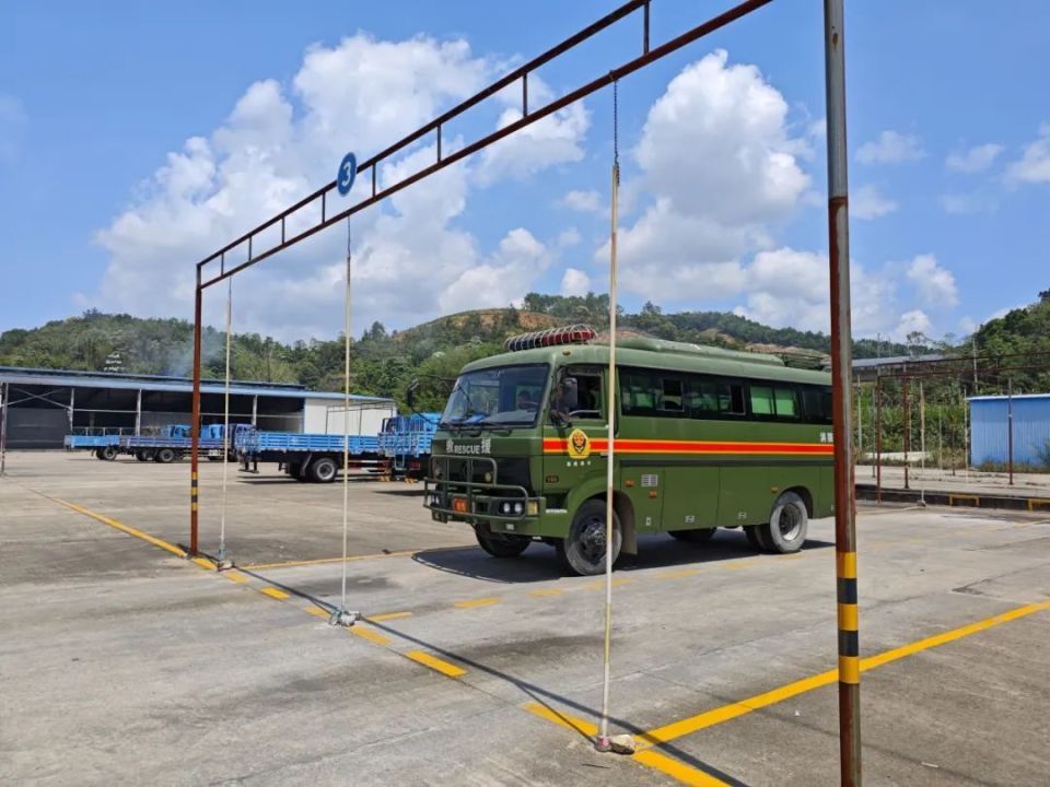 驾驶复训!来看复训驾驶员的"飞驰人生"