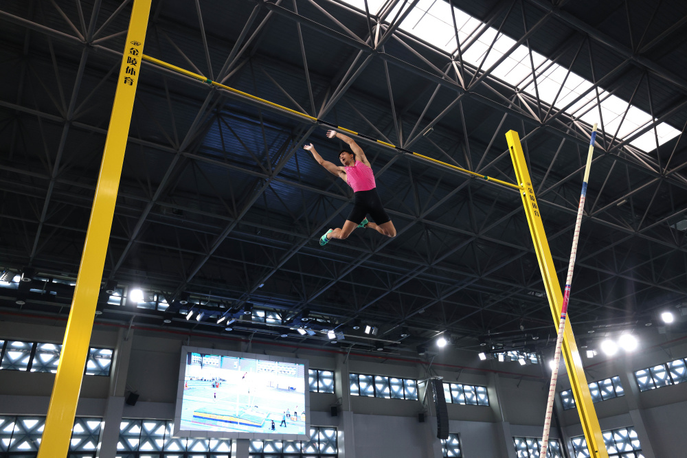 新华社记者 李明 摄3月16日,福建队选手张逸帆在