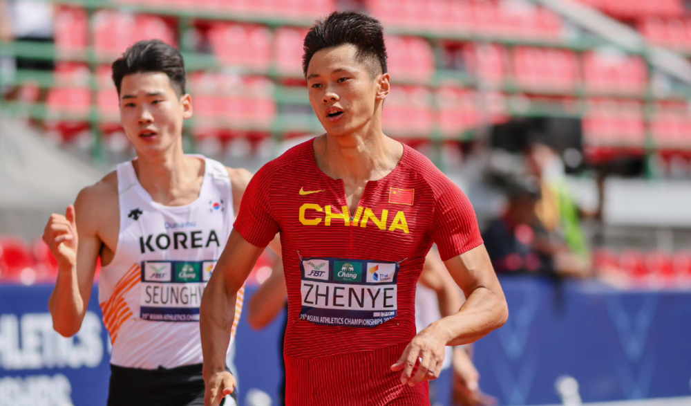 谢震业百米赛道硬刚奥运冠军以0.01秒惜败 三枪破10秒