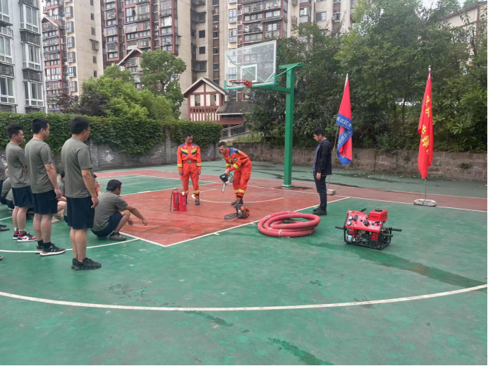 重庆渝北区:木耳镇组织开展森林灭火装备操作训练