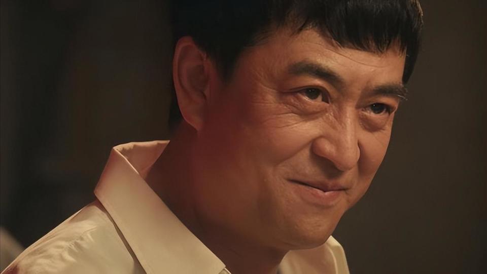《主角》：舅舅胡三元出狱！原来，这才是花彩香怀上胡三元孩子，却至死不和张光荣离婚的真相_腾讯新闻