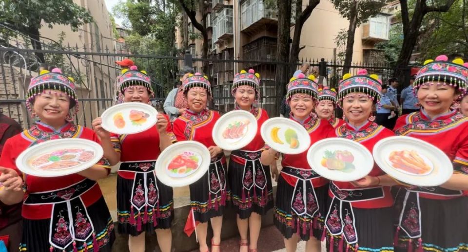 龙翔街道:端出"百家宴" 缔造温馨邻里情