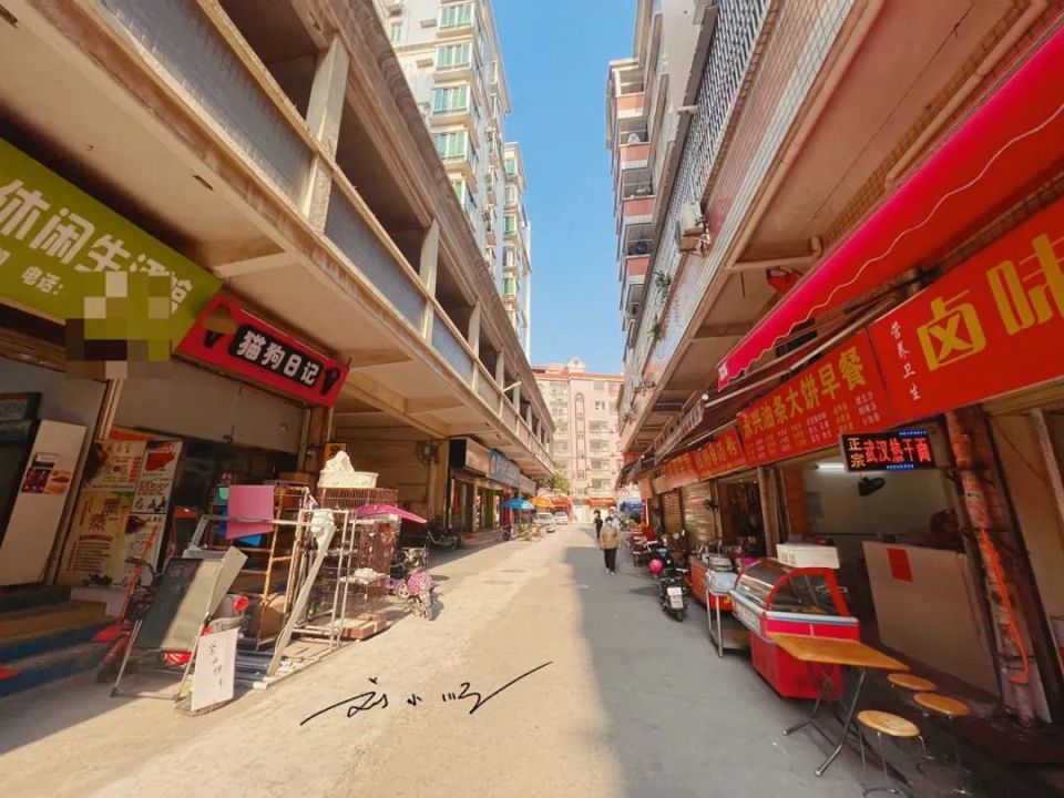 实拍广州城中村犀牛角就在白云区据说曾经是著名的淘宝村