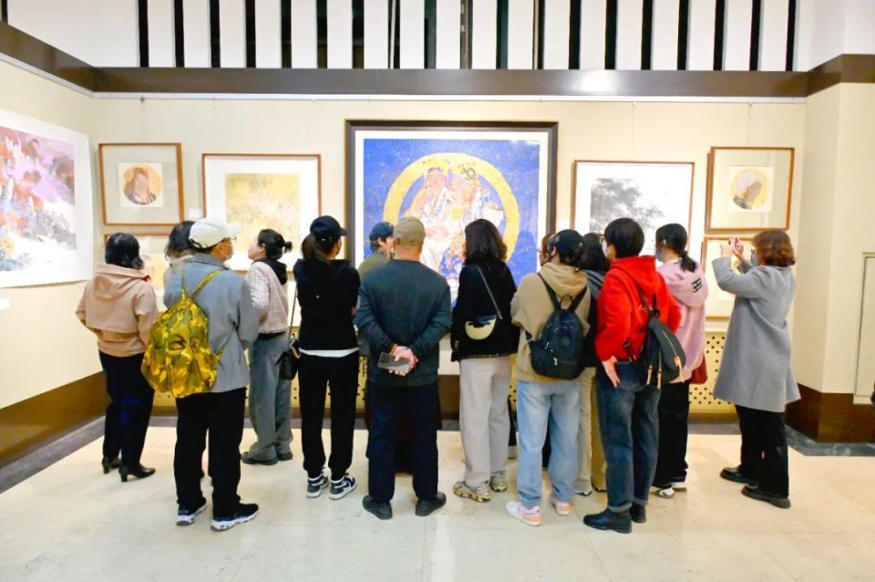 展览作品精心选取了冯大中等6位本溪画院知名画家的120余幅精品力作