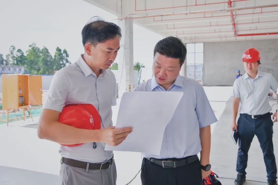 吴海峰调研文罗农贸市场,文罗产业园项目