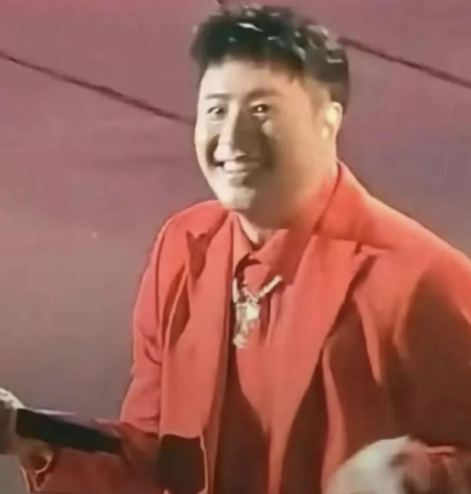 救命,潘玮柏胖到200斤,再胖16:9的屏幕都放不下了