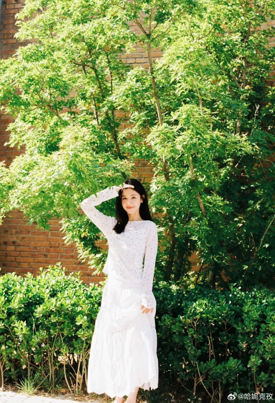 被周雨彤刷屏的蛋糕裙,怎么穿更特别?